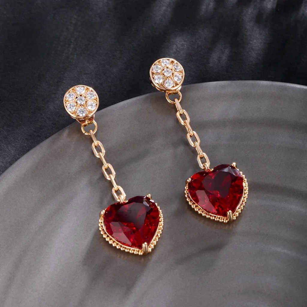 Elegant 18k Gold Plated Heart-Shaped Red And Gold Stud Earrings. New